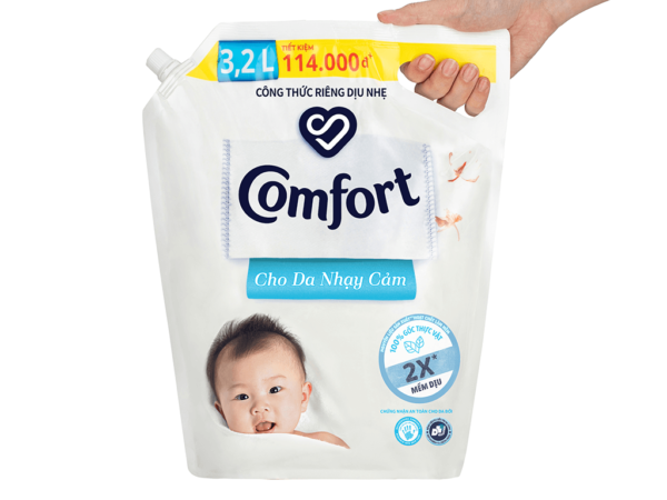 Nước xả vải Comfort Đậm đặc 1 lần xả Cho Da Nhạy Cảm túi 3.2l