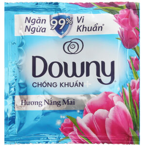 Nước xả vải Downy hương nắng mai 18ml