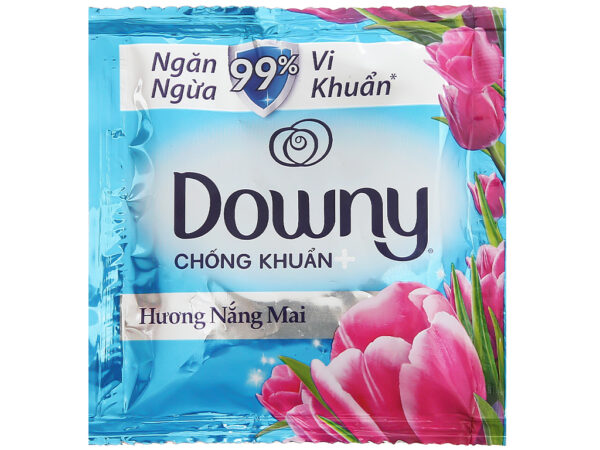 Nước xả vải Downy hương nắng mai 18ml