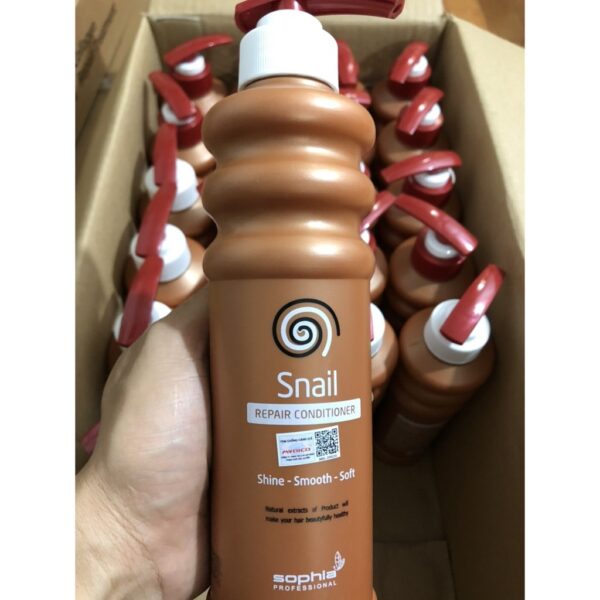 Dầu gội siêu phục hồi tóc, siêu thơm Snail Repair 500ml