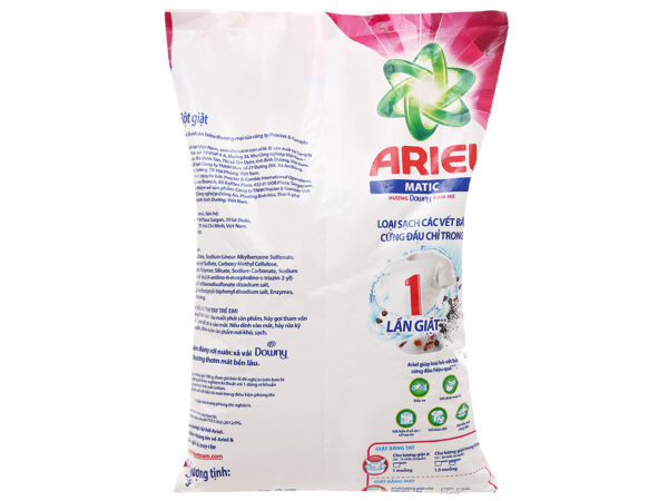 Bột giặt Ariel Sạch hoàn hảo - Khử mùi hôi hương Downy đam mê túi 5kg