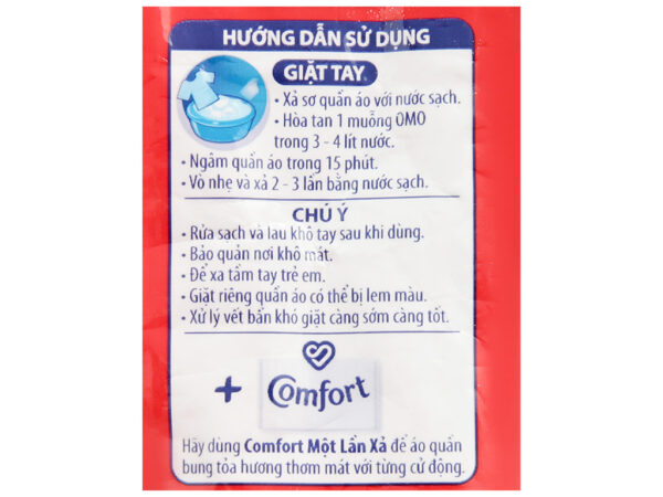 Bột giặt OMO Comfort tinh dầu thơm nồng nàn túi 700g