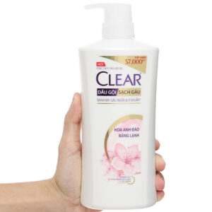 Dầu gội sạch gàu Clear hương hoa anh đào 630g