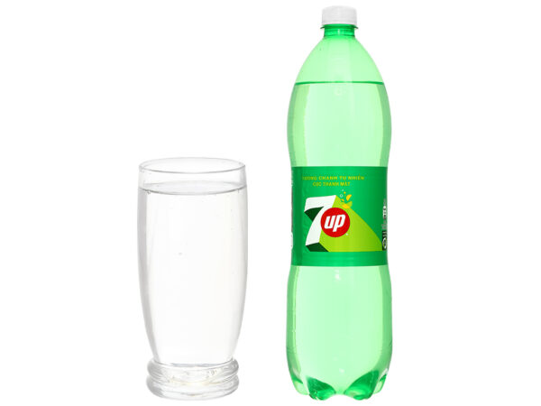 Nước Ngọt 7Up Chai 1.5L