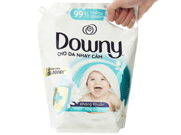 Nước xả cho bé Downy kháng khuẩn dịu nhẹ túi 3 lít