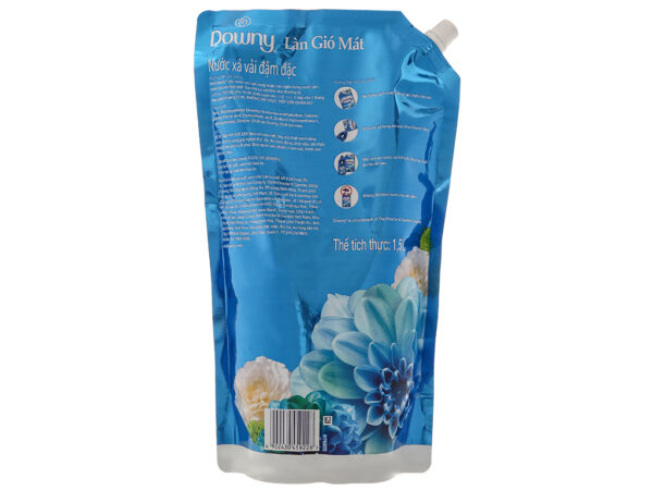 Nước xả vải Downy làn gió mát túi 1.5 lít