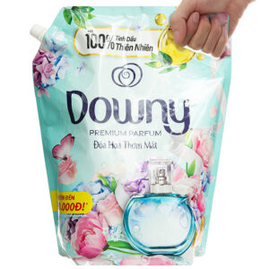 Nước xả vải Downy tinh dầu thiên nhiên đóa hoa thơm mát túi 3 lít