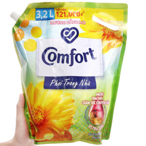 Nước xả vải Comfort phơi trong nhà hương nắng mới túi 3.2 lít