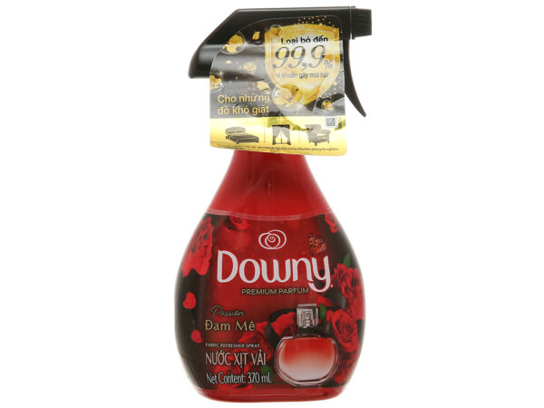 Nước Xịt Vải Downy Hương Đam Mê