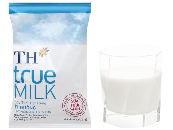 Sữa tươi tiệt trùng ít đường TH true MILK bịch 220ml