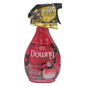 Nước Xịt Vải Downy Hương Đam Mê